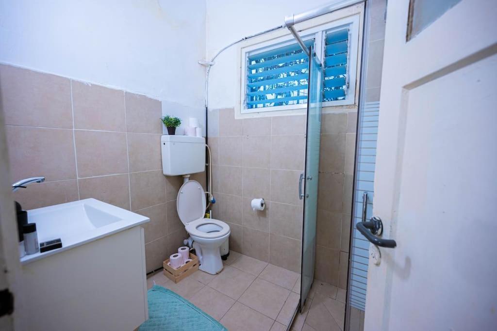 Studio Apartment In Ben Yehuda Cozy And Convinent Tel Aviv Exterior foto